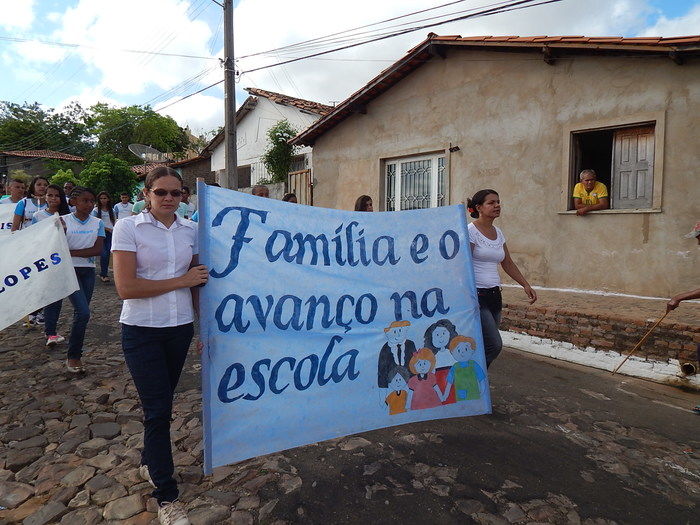 Veja mais fotos do Desfile de 7 de Setembro em Francinópolis - Imagem 73