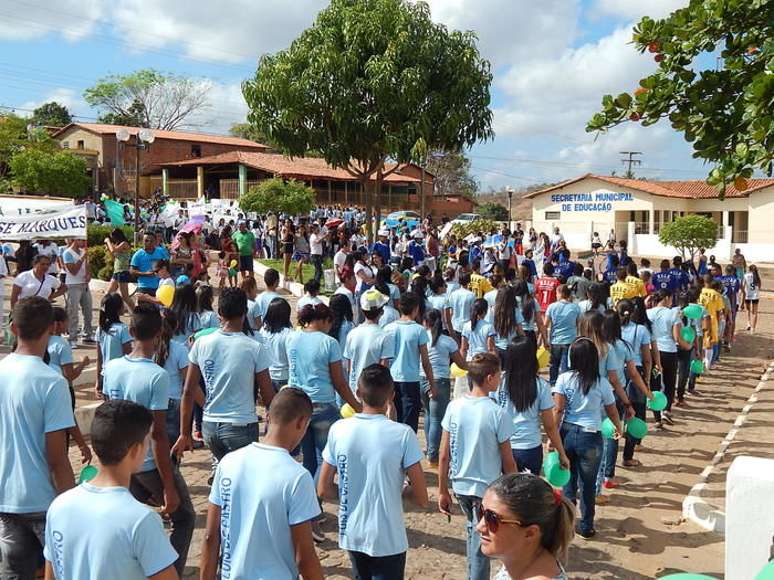 Veja mais fotos do Desfile de 7 de Setembro em Francinópolis - Imagem 161