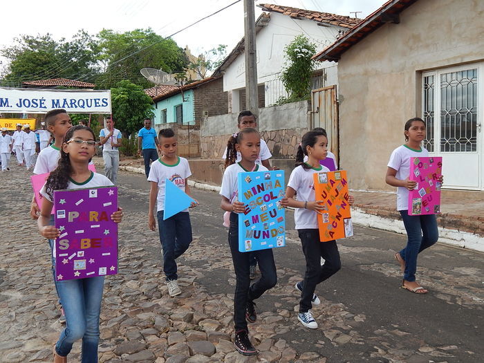 Veja mais fotos do Desfile de 7 de Setembro em Francinópolis - Imagem 27