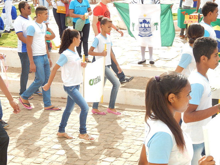 Veja mais fotos do Desfile de 7 de Setembro em Francinópolis - Imagem 143