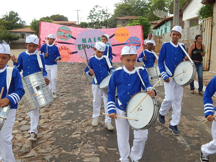 Veja mais fotos do Desfile de 7 de Setembro em Francinópolis - Imagem 19