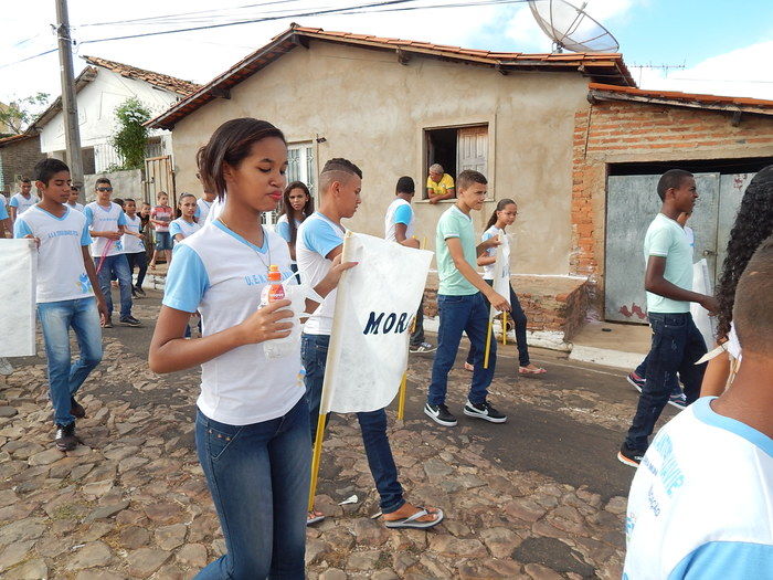 Veja mais fotos do Desfile de 7 de Setembro em Francinópolis - Imagem 75