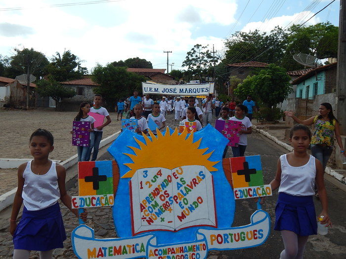 Veja mais fotos do Desfile de 7 de Setembro em Francinópolis - Imagem 26