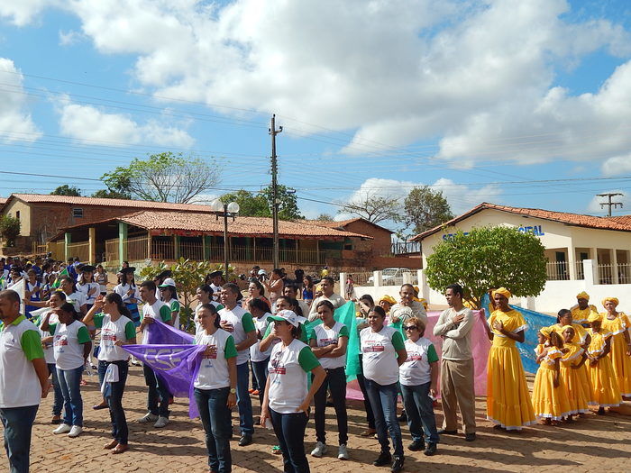 Veja mais fotos do Desfile de 7 de Setembro em Francinópolis - Imagem 198