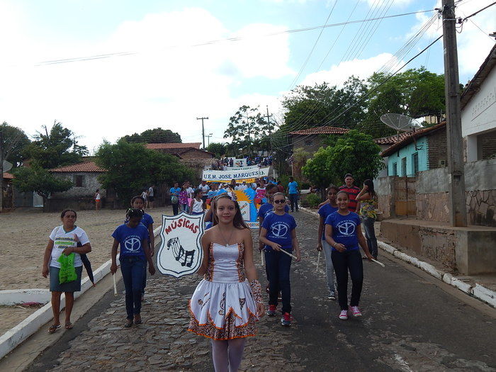 Veja mais fotos do Desfile de 7 de Setembro em Francinópolis - Imagem 25
