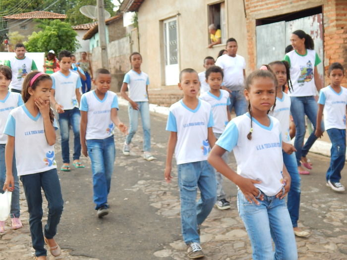 Veja mais fotos do Desfile de 7 de Setembro em Francinópolis - Imagem 47