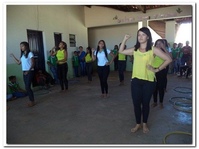  Alunos de Inhuma realizam desfile alusivo ao 7 de Setembro - Imagem 4