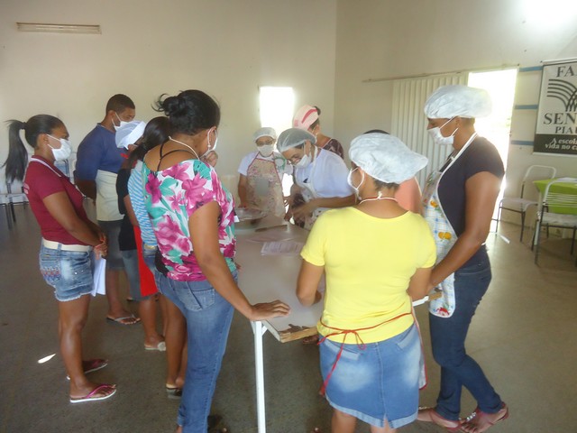 Secretaria Municipal de Assistência Social Capacita Fornecedores do Compra Direta - Imagem 9