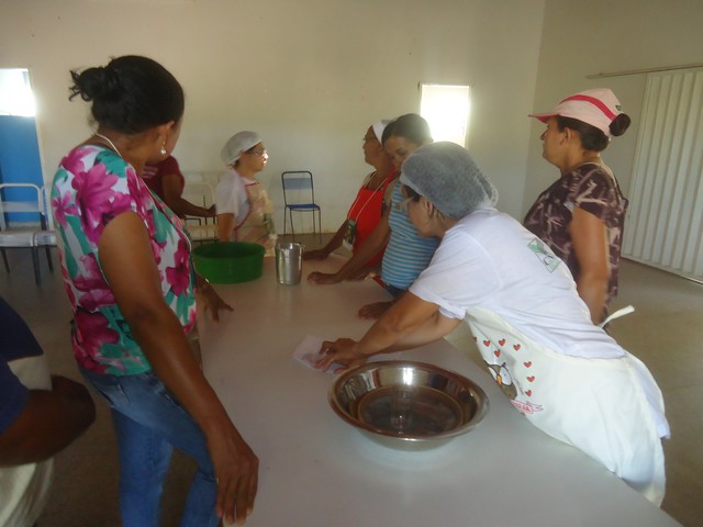 Secretaria Municipal de Assistência Social Capacita Fornecedores do Compra Direta - Imagem 4