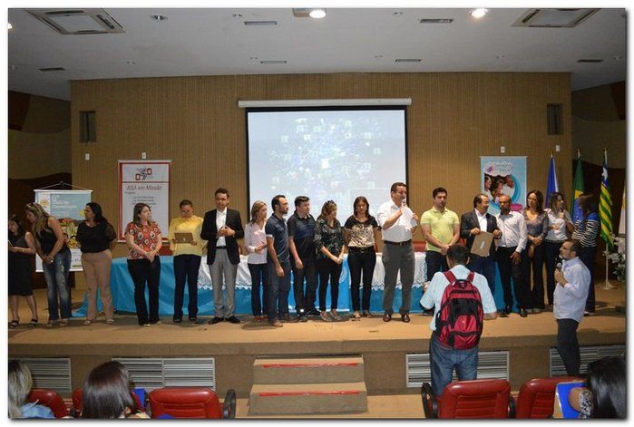 Prefeito Dr. Moura e Secretários Municipais participaram de reunião sobre o Selo Unicef Município Aprovado - Imagem 2