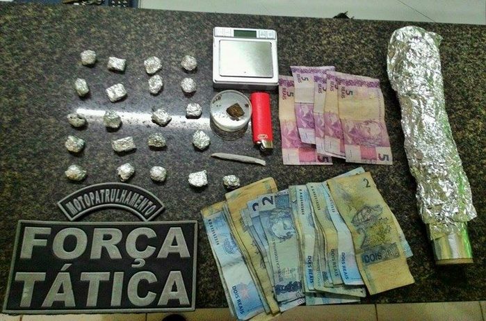 Jovem é preso em Parnaíba com 22 trouxinhas de maconha - Imagem 1