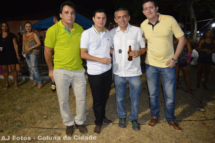 Praça fica super lotada na tradicional festa na ultima noite dos festejos - Imagem 3