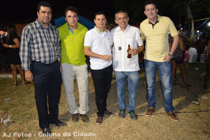 Praça fica super lotada na tradicional festa na ultima noite dos festejos - Imagem 4