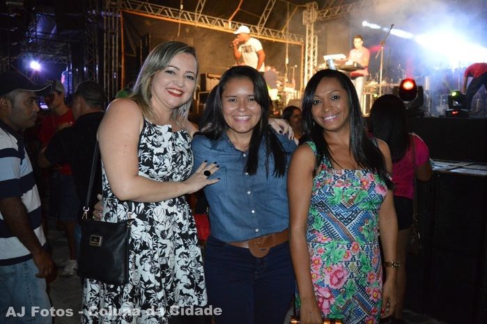 Praça fica super lotada na tradicional festa na ultima noite dos festejos - Imagem 12