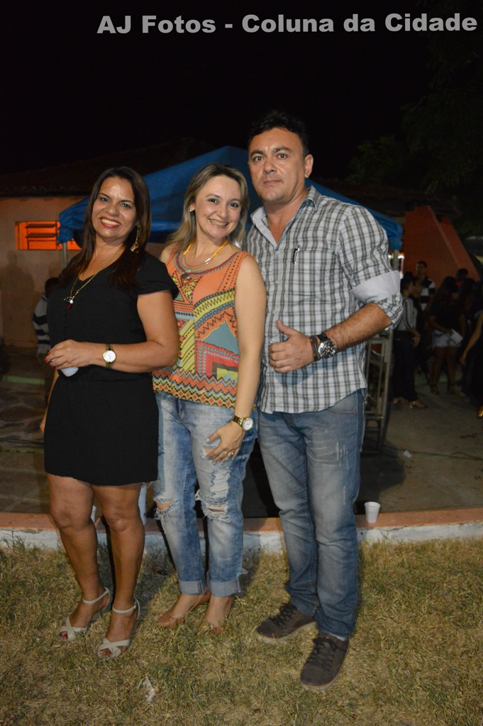 Praça fica super lotada na tradicional festa na ultima noite dos festejos - Imagem 6