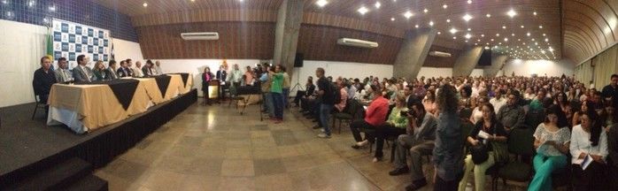 PREFEITO ZÉ RESENDE PARTICIPA DO ENCONTRO DO FNDE EM TERESEINA E CONSEGUE LIBERAÇÃO DE RECURSOS - Imagem 4