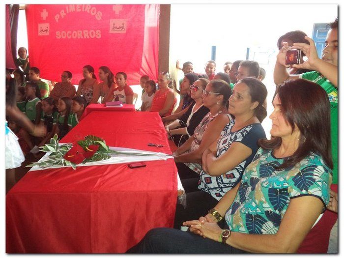 Escola Municipal Tia Neném Brito realiza V Feira de Ciências e Conhecimento - Imagem 25