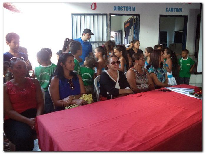 Escola Municipal Tia Neném Brito realiza V Feira de Ciências e Conhecimento - Imagem 18