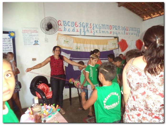 Escola Municipal Tia Neném Brito realiza V Feira de Ciências e Conhecimento - Imagem 51