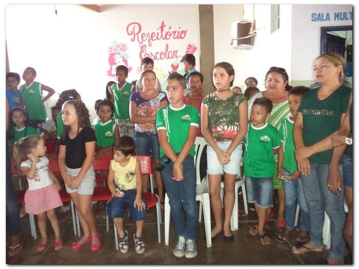 Escola Municipal Tia Neném Brito realiza V Feira de Ciências e Conhecimento - Imagem 7