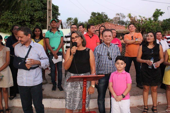 Praça “Ana Morais” é inaugurada no povoado Malhada Vermelha - Imagem 60