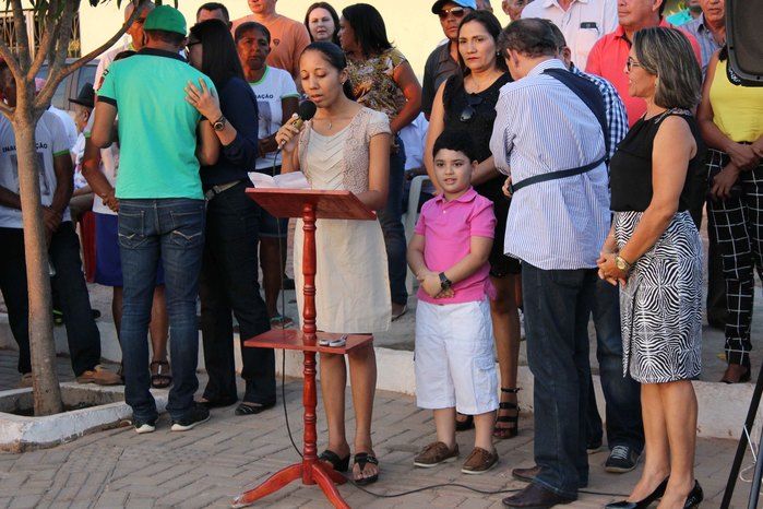 Praça “Ana Morais” é inaugurada no povoado Malhada Vermelha - Imagem 43