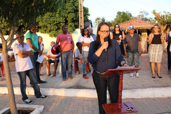 Praça “Ana Morais” é inaugurada no povoado Malhada Vermelha - Imagem 27