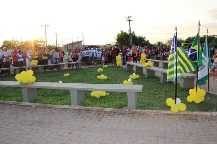 Praça “Ana Morais” é inaugurada no povoado Malhada Vermelha - Imagem 21