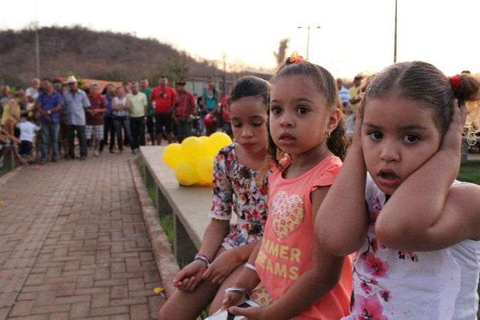 Praça “Ana Morais” é inaugurada no povoado Malhada Vermelha - Imagem 59