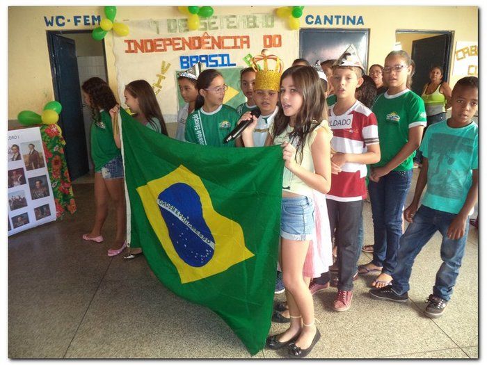 Escola João de Sousa Comemora o dia da Independência, do folclore e do estudante. - Imagem 61