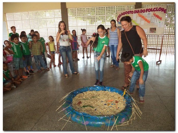 Escola João de Sousa Comemora o dia da Independência, do folclore e do estudante. - Imagem 67