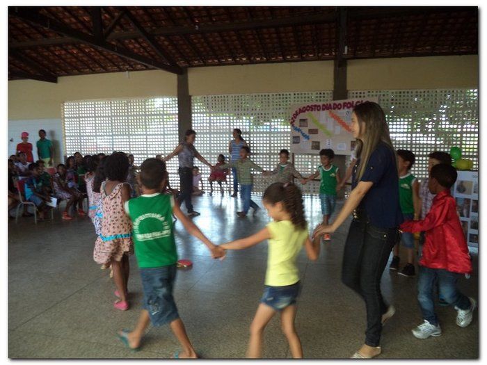 Escola João de Sousa Comemora o dia da Independência, do folclore e do estudante. - Imagem 37