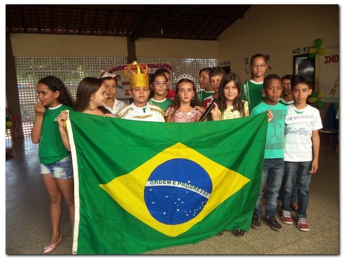 Escola João de Sousa Comemora o dia da Independência, do folclore e do estudante. - Imagem 62