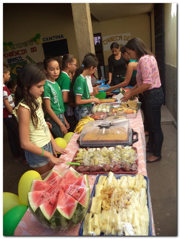 Escola João de Sousa Comemora o dia da Independência, do folclore e do estudante. - Imagem 72