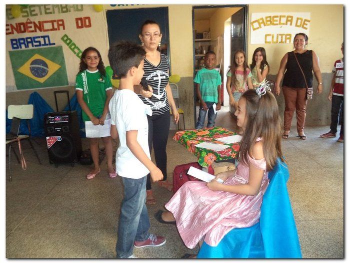 Escola João de Sousa Comemora o dia da Independência, do folclore e do estudante. - Imagem 55
