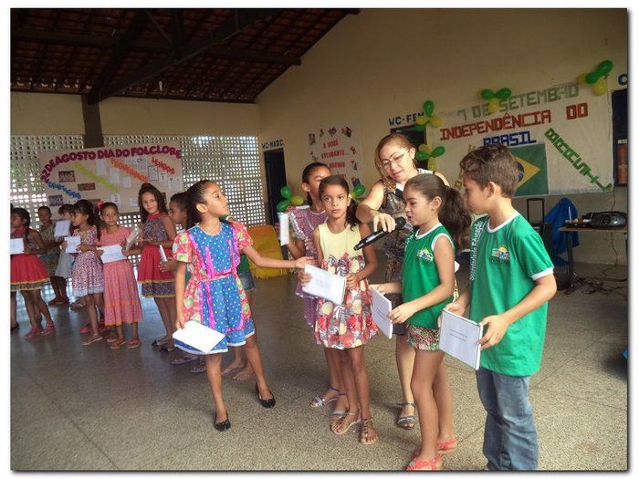 Escola João de Sousa Comemora o dia da Independência, do folclore e do estudante. - Imagem 33