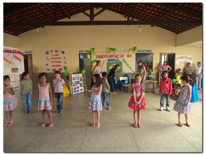 Escola João de Sousa Comemora o dia da Independência, do folclore e do estudante. - Imagem 20