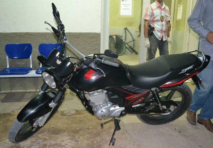 PM apreende quase 1 kg de maconha e prende quatro pessoas em Parnaíba - Imagem 6