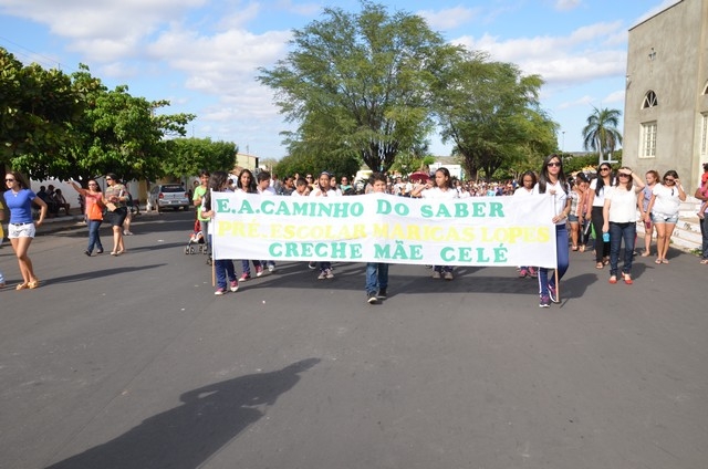 Depois de Muitos Anos Prefeitura Volta a Realizar Desfile Cívico Escolar - Imagem 76