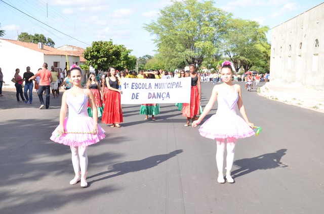 Depois de Muitos Anos Prefeitura Volta a Realizar Desfile Cívico Escolar - Imagem 24