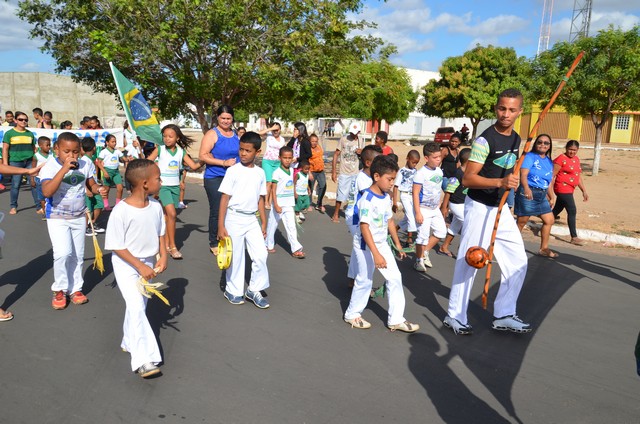 Depois de Muitos Anos Prefeitura Volta a Realizar Desfile Cívico Escolar - Imagem 127