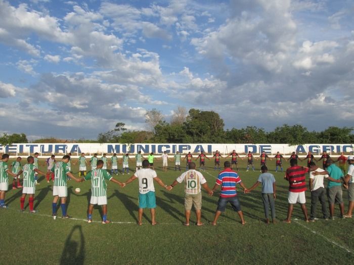 Em Amistoso o time do Coordenador de esporte Luiz vence o time da Casa das Mangueiras  - Imagem 8