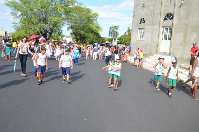 Depois de Muitos Anos Prefeitura Volta a Realizar Desfile Cívico Escolar - Imagem 80