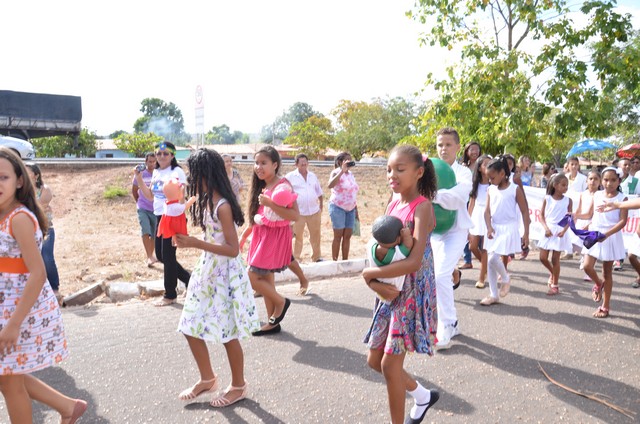 Depois de Muitos Anos Prefeitura Volta a Realizar Desfile Cívico Escolar - Imagem 184