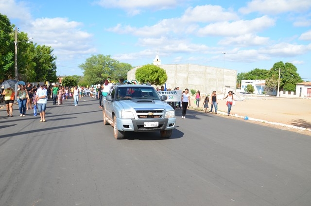 Depois de Muitos Anos Prefeitura Volta a Realizar Desfile Cívico Escolar - Imagem 116