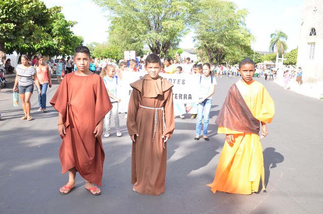 Depois de Muitos Anos Prefeitura Volta a Realizar Desfile Cívico Escolar - Imagem 34
