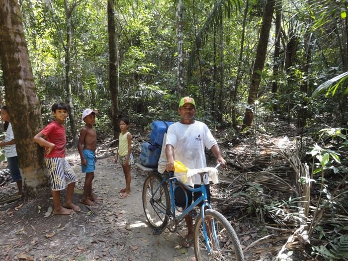 Única fonte de água natural pode secar - Imagem 24