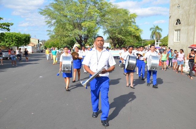Depois de Muitos Anos Prefeitura Volta a Realizar Desfile Cívico Escolar - Imagem 69
