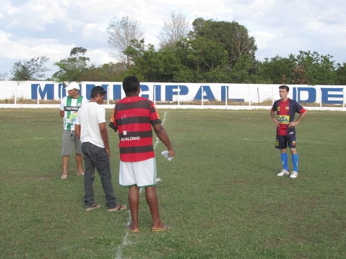 Em Amistoso o time do Coordenador de esporte Luiz vence o time da Casa das Mangueiras  - Imagem 3