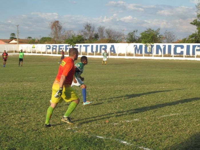 Em Amistoso o time do Coordenador de esporte Luiz vence o time da Casa das Mangueiras  - Imagem 16